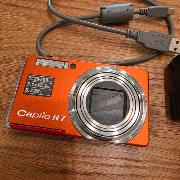 리코 카플리오 r7 (Ricoh caplio R7)