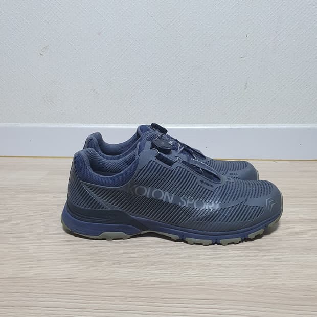 코오롱스포츠 고어텍스 트레킹화 280