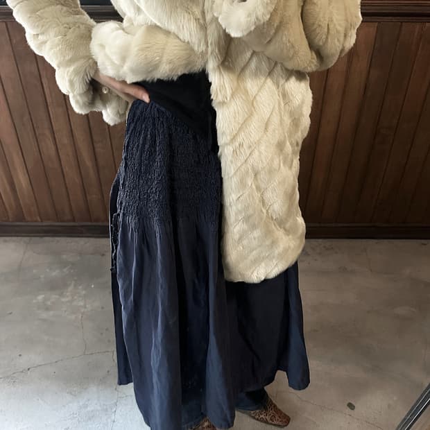 ISSEY MIYAKE ME navy smocked skirt