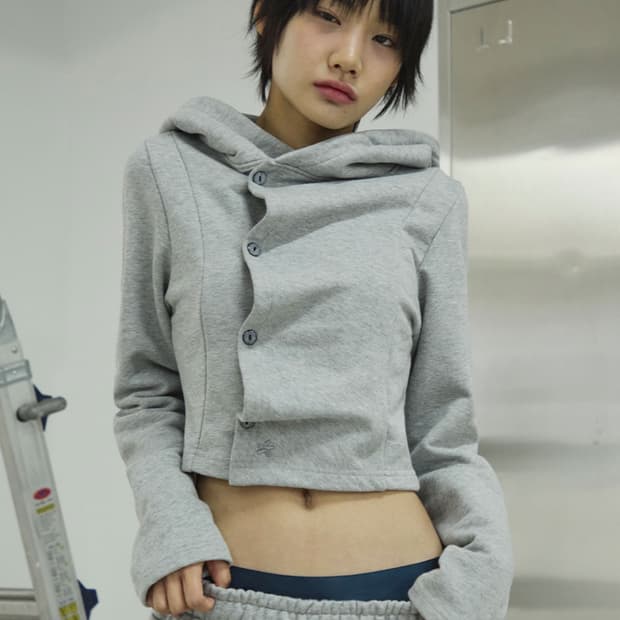 슬릭글로우 셔링 후드 탑 그레이 (실착 1회)