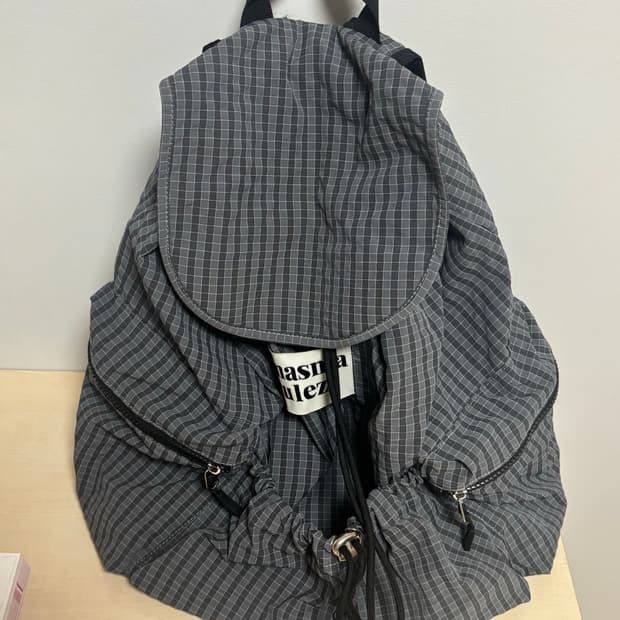 마스마룰즈 백팩 가방 check dark 색상