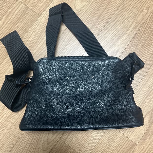 마르지엘라 폴디드 크로스백