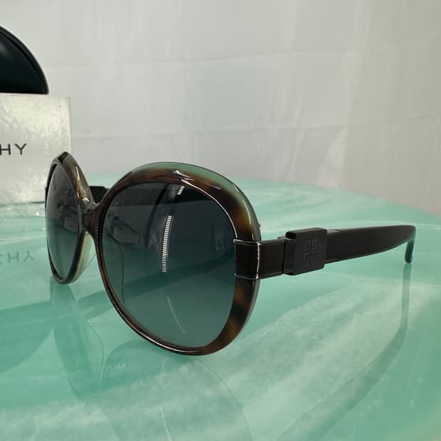 [새상품 무료배송] 지방시 정품 Made in Italy 선글라스