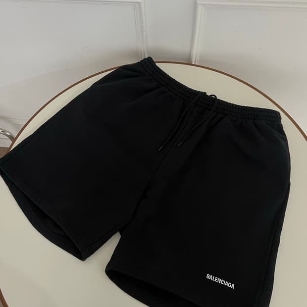 (미사용)발렌시아가 반바지