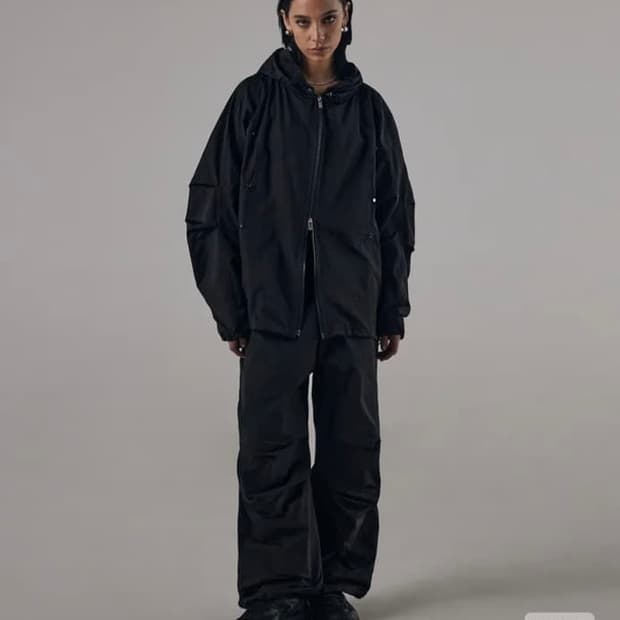 트리빙버드 나일론 셋업 후드집업