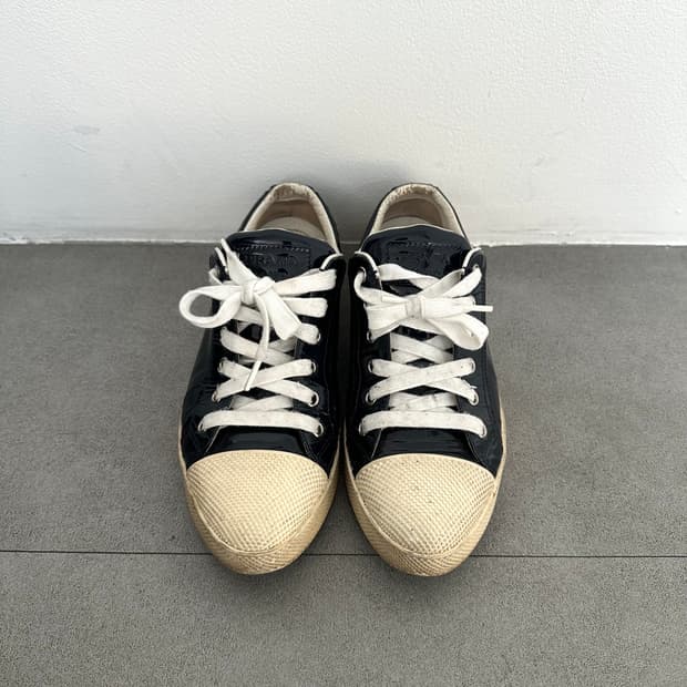 프라다 스포츠 2000s 페이던트 블루 스니커즈