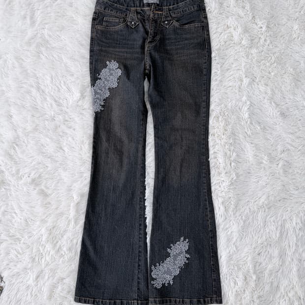 브라운 워시드 레이스 부츠컷 팬츠