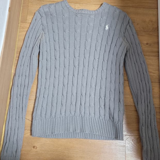 폴로 그레이 니트