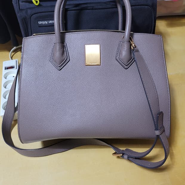 쿠론 토트백(정가 40만) COURONNE 숄더백 핸드백