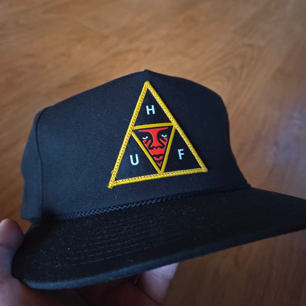 [새상품]HUF X OBEY 콜라보 스냅백 블랙 