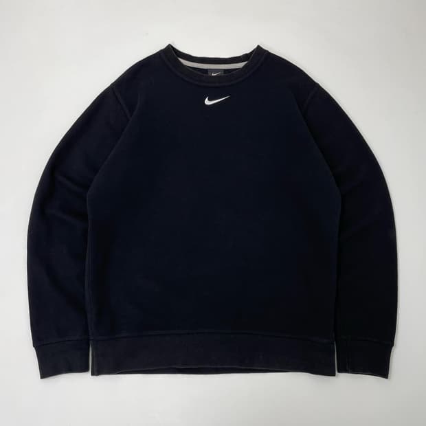 나이키 센터로고 맨투맨 스웻셔츠