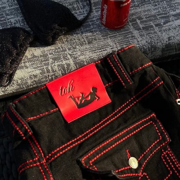 Toh cherry stitch raw pants