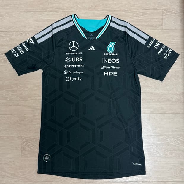 아디다스 메르세데스 F1 드라이버 저지