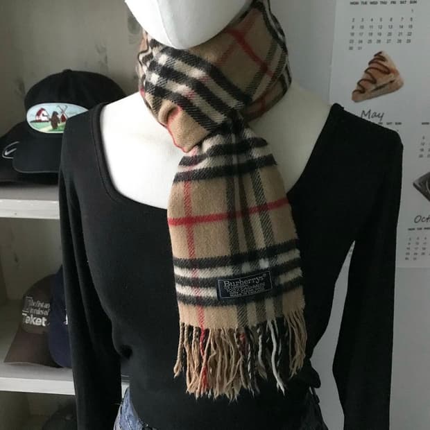 버버리 노바체크 캐시미어 머플러