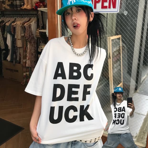 < Hysteric Glamour Fxxk T-shirt >