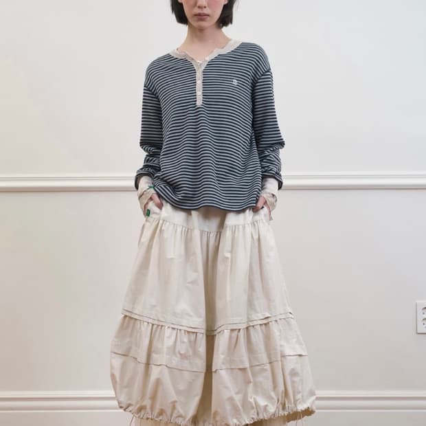 삽니다) 노컨텐츠 셔링 메쉬 스커트 크림