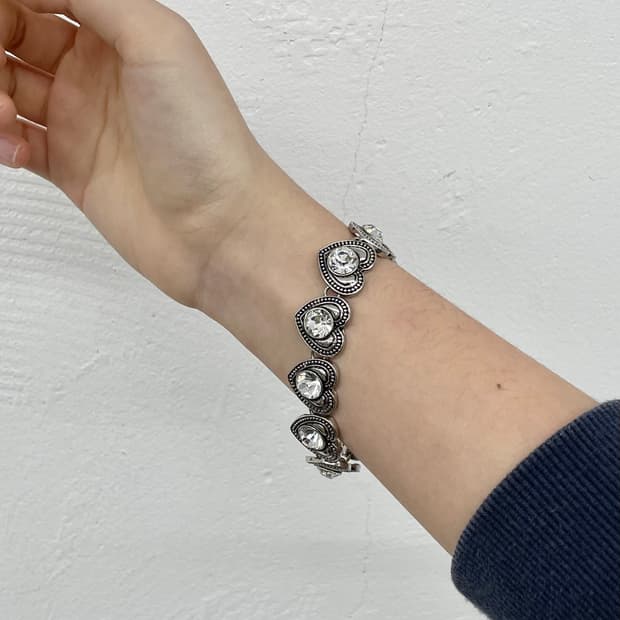 엔틱 하트 큐빅 체인 팔찌