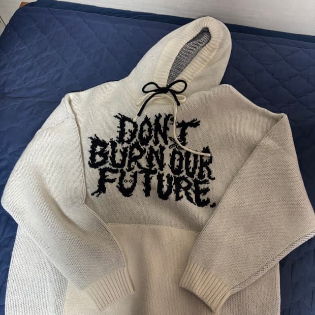 아조바이아조 니트 후드