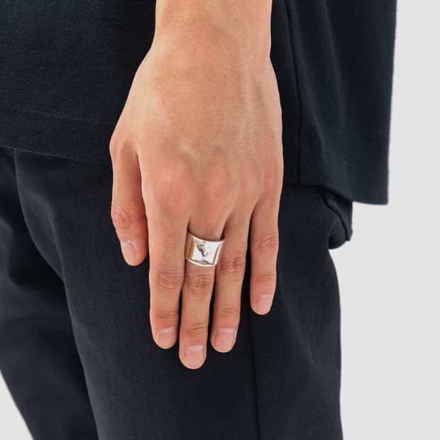 END CUSTOM JEWELLERS EXTRA STUDS RING