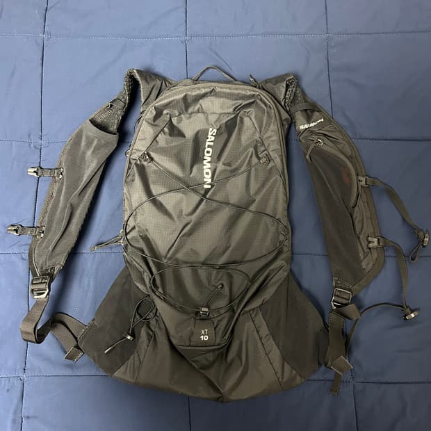 살로몬 XT 10 백팩 블랙