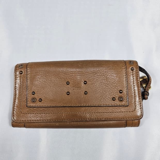 끌로에패딩턴장지갑