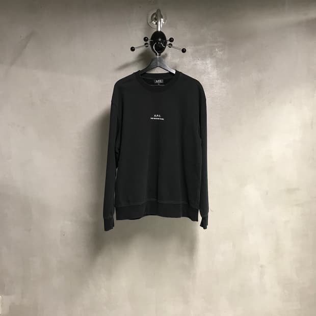 APC 아페쎄 맨투맨 블랙 XL