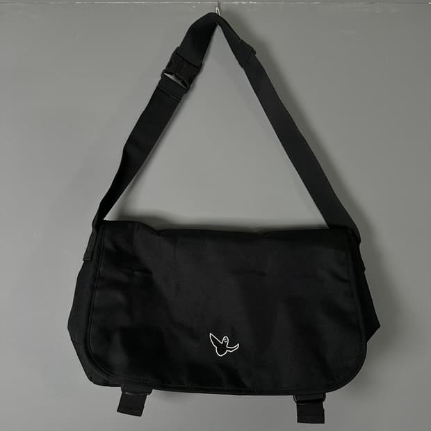 와릿이즌 마크곤잘레스 크로스백 블랙  [120805]