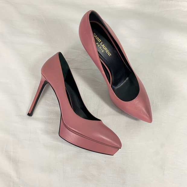생로랑 핑크 레더 펌프스 힐 37 1/2 