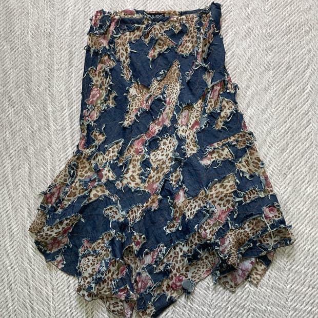 니나 루 패치워크 프린지 언밸런스 플레어 스커트