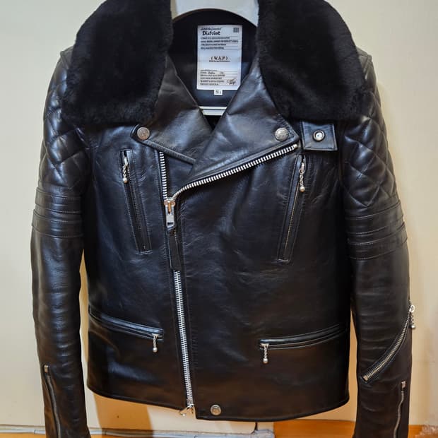 95 M) 디아프바인 라이트닝 Type1 무스탕 가죽자켓