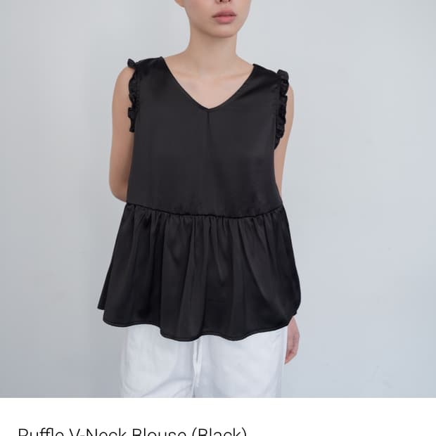 [ PPB ] Ruffle V-Neck Blouse