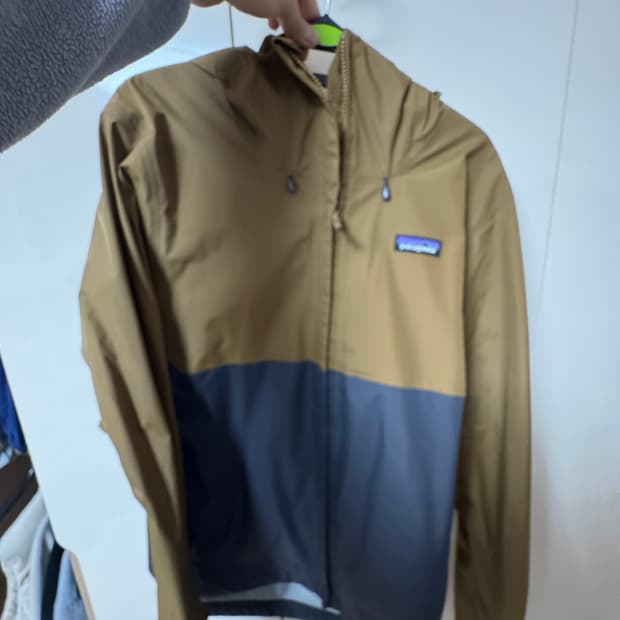 파타고니아 바람막이 M size