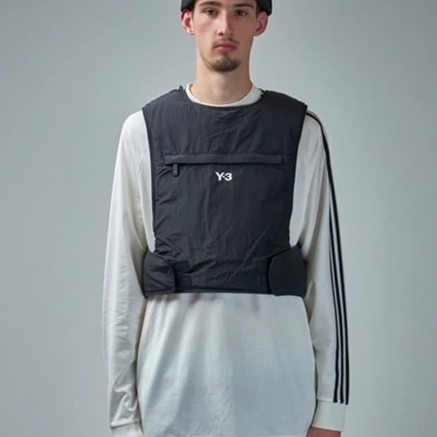 y-3 요지야마모토 로고 자수 베스트 (iu4254) 백 판매.