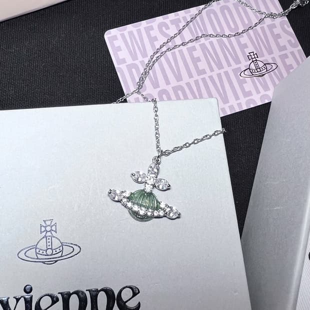 (급처/택포) 비비안웨스트우드 미레이 그린 목걸이