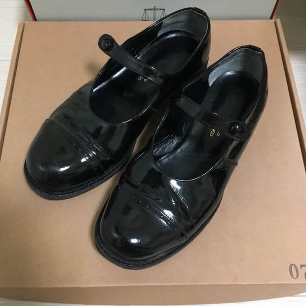 꼼데가르송 꼼데가르송 에나멜 메리제인