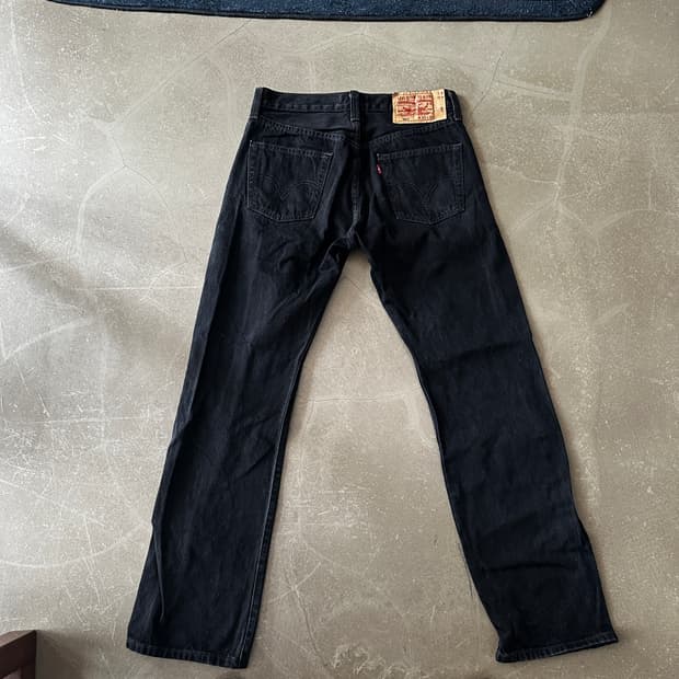Levi’s 501 블랙 데님 팬츠 (W30)