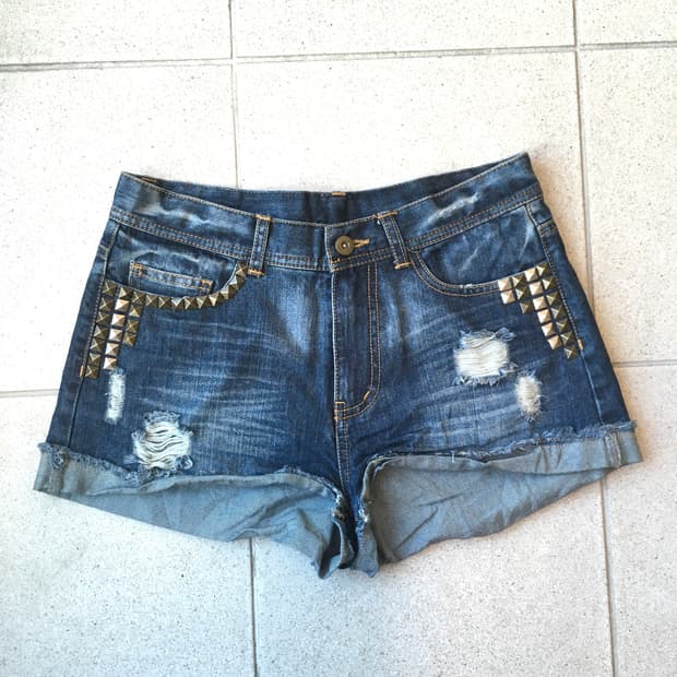 jpn vintage stud denim shorts