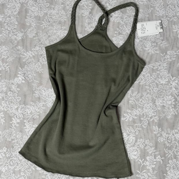 카키 홀터넥 나시