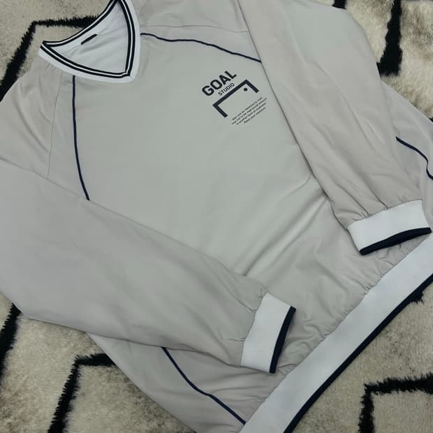 [L]골스튜디오 나일론 V넥 웜업