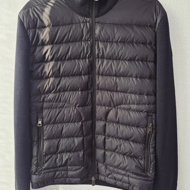 몽클레어 니트패딩 (김현우패딩)