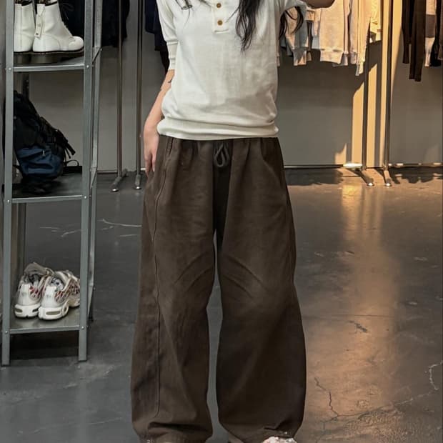 비비안 웨스트우드 로고 니트 반팔 A2447