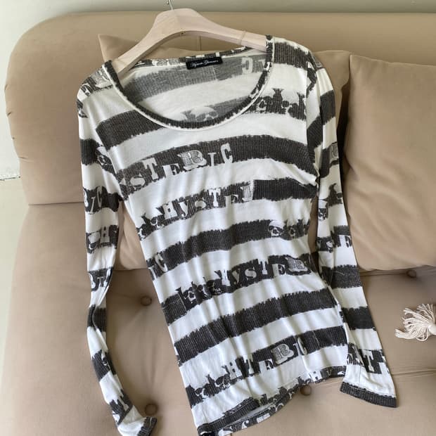 히스테릭글래머 스컬 롱슬리브