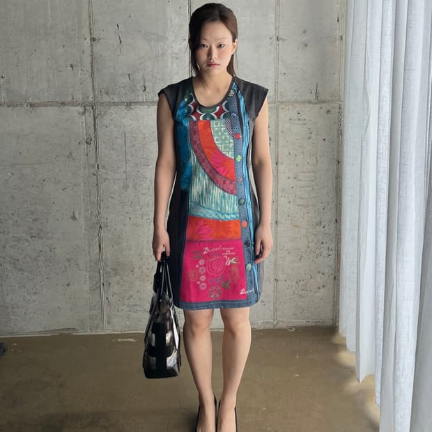 Desigual 그래픽 슬리브리스 원피스