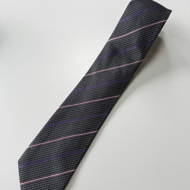 INHALE EXHALE 실크 넥타이 8.5cm