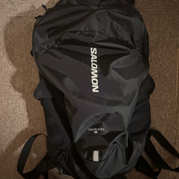 살로몬 트레일블레이저 10 블랙 백팩