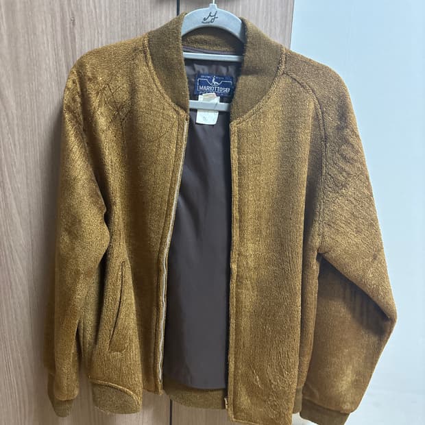 브라운 털 봄버자켓