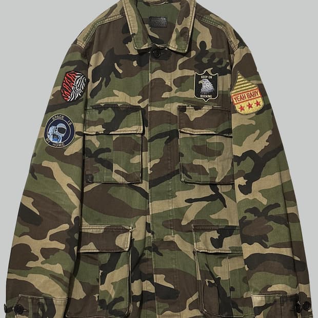 생로랑 밀리터리 패치 자켓