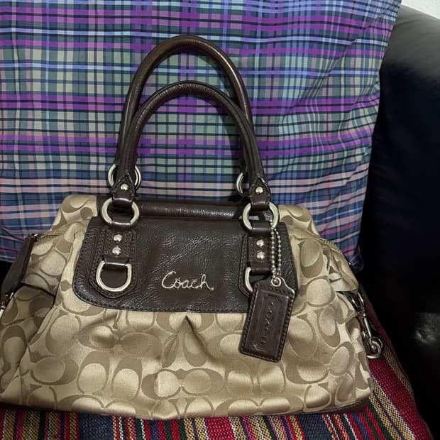 코치 미니 핸드백