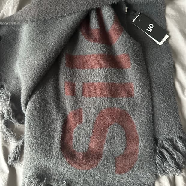 GU x UNDERCOVER 머플러 다크그레이