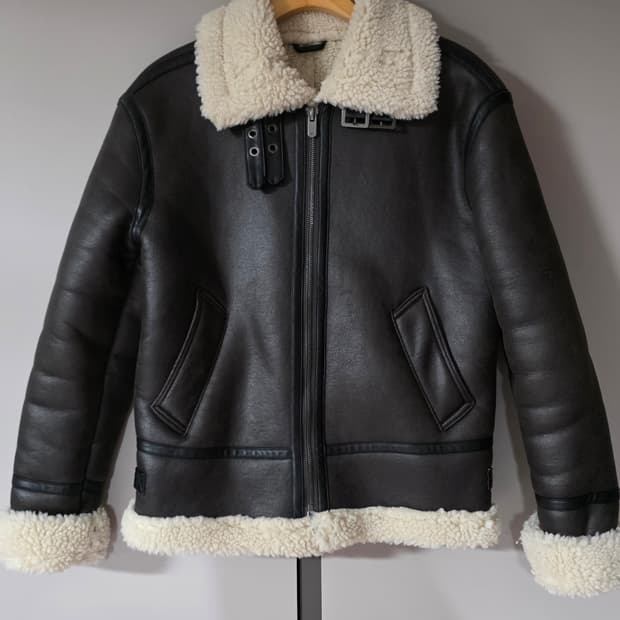 ZARA 자라 페이크 가죽 더블페이스트 무스탕점퍼.   싸이즈 95 